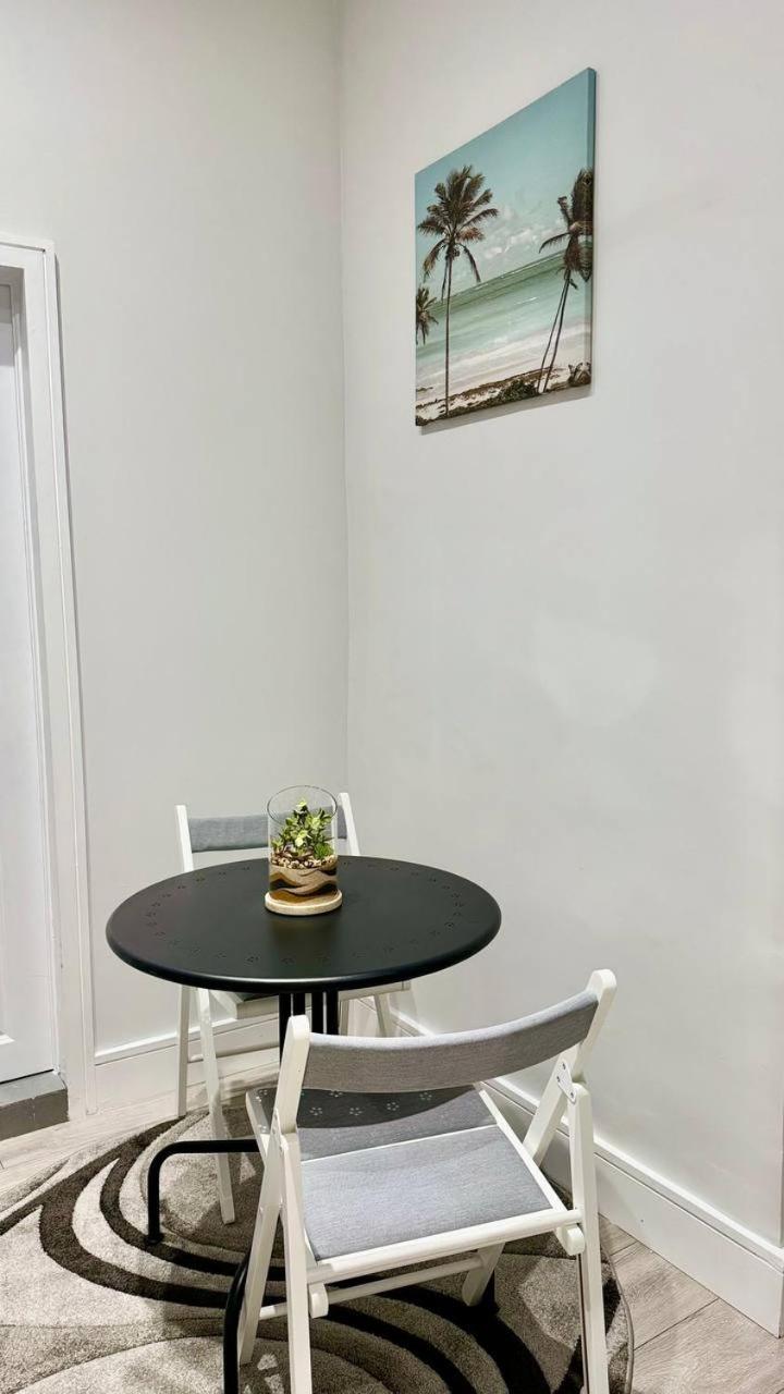 Guest&Rest Elite 1 Apartment London Exterior photo